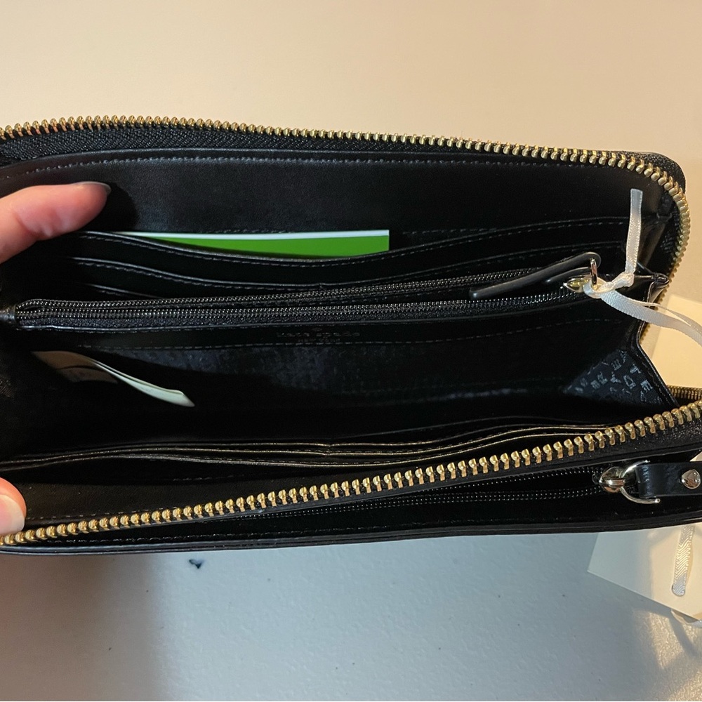 NWT Kate Spade Pebbled Layton Black Leather Wristlet - Picture 4 of 7
